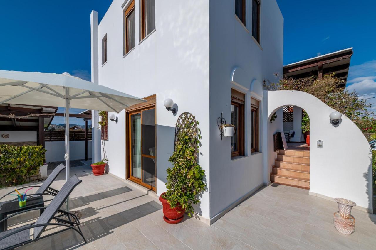 Evilion Villa 겐나디 외부 사진